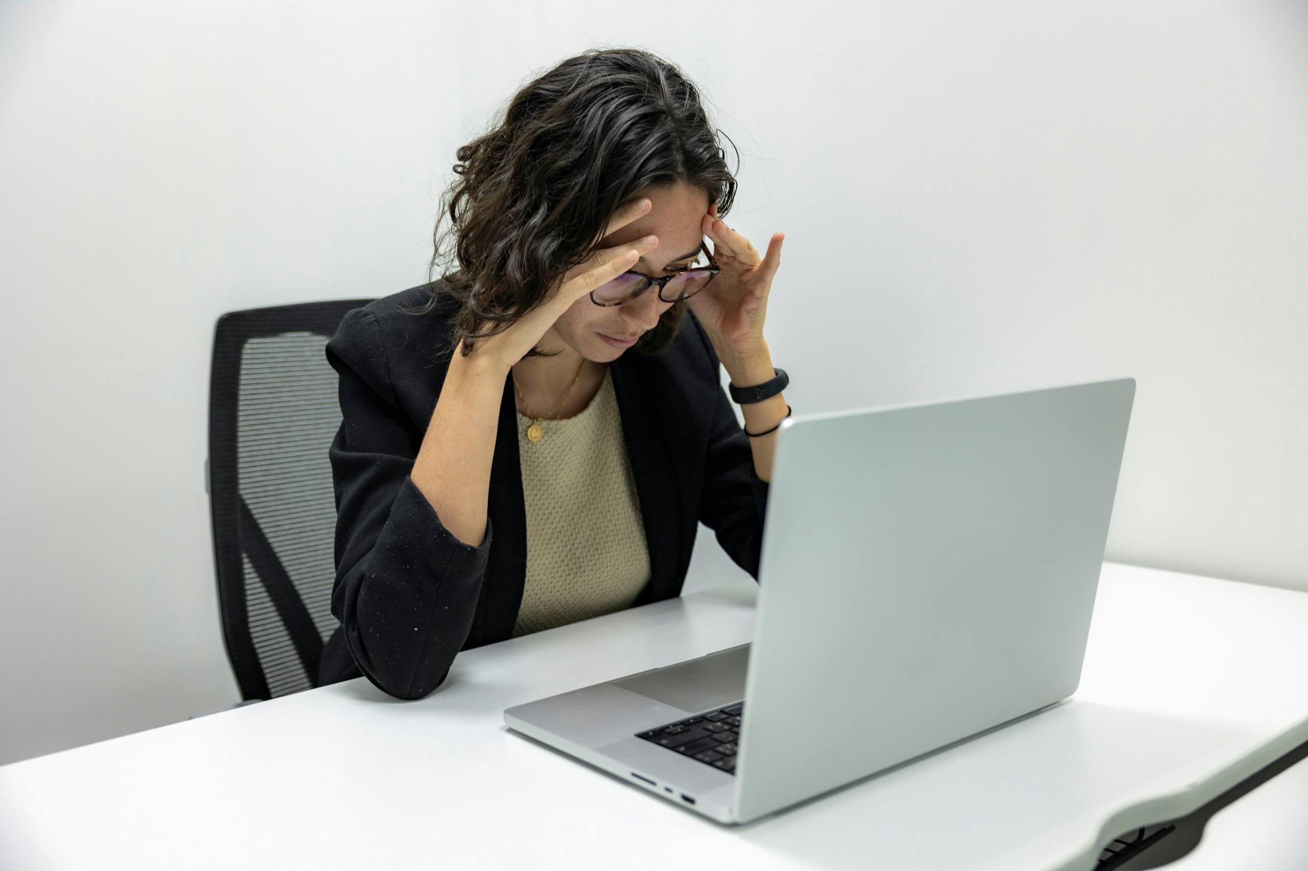Emotional Intelligence: 7 Effective Ways to Face the Tough World of Work Emotional Intelligence: 7 Effective Ways to Face the Tough World of Work