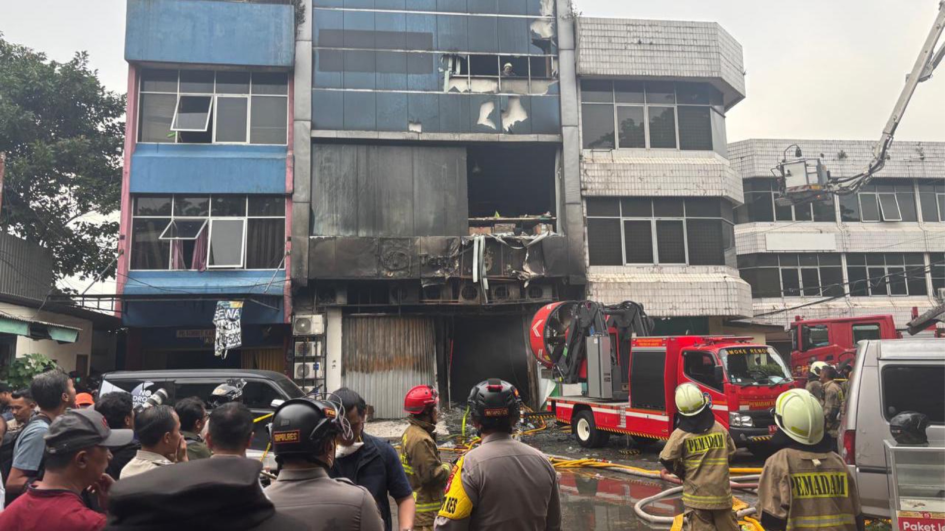 Terra Drone: Tragedi Kebakaran & Alarm Risiko Jakarta Terra Drone